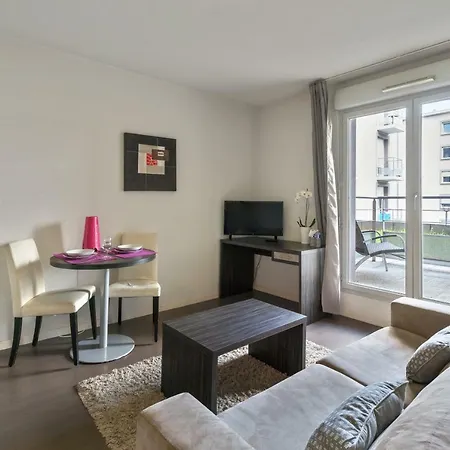Hotel apartamentowy Appart'city L'hers
