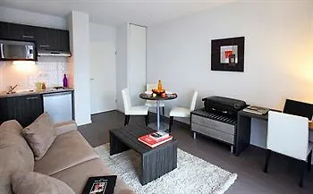 Hotel apartamentowy Appart'city L'hers